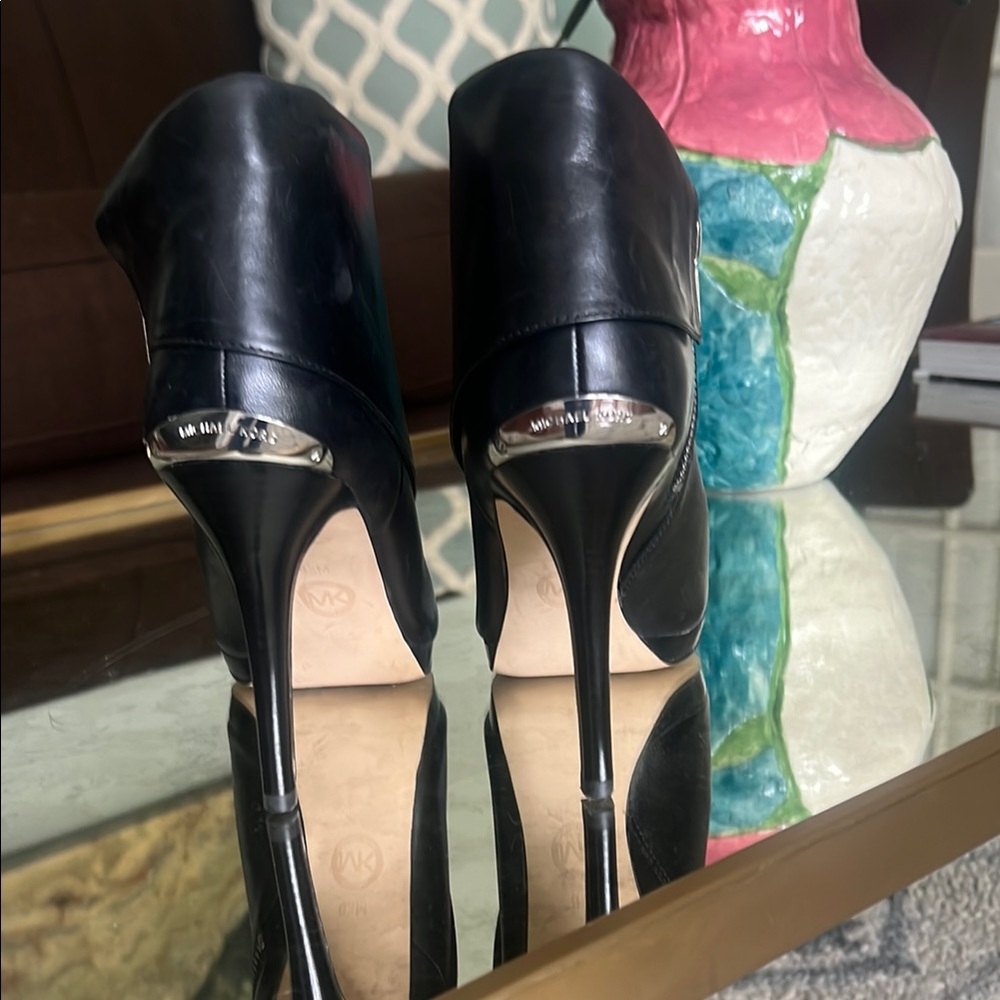 Michael Kora Peep Toe Ankle Boots - Picture 3 of 7